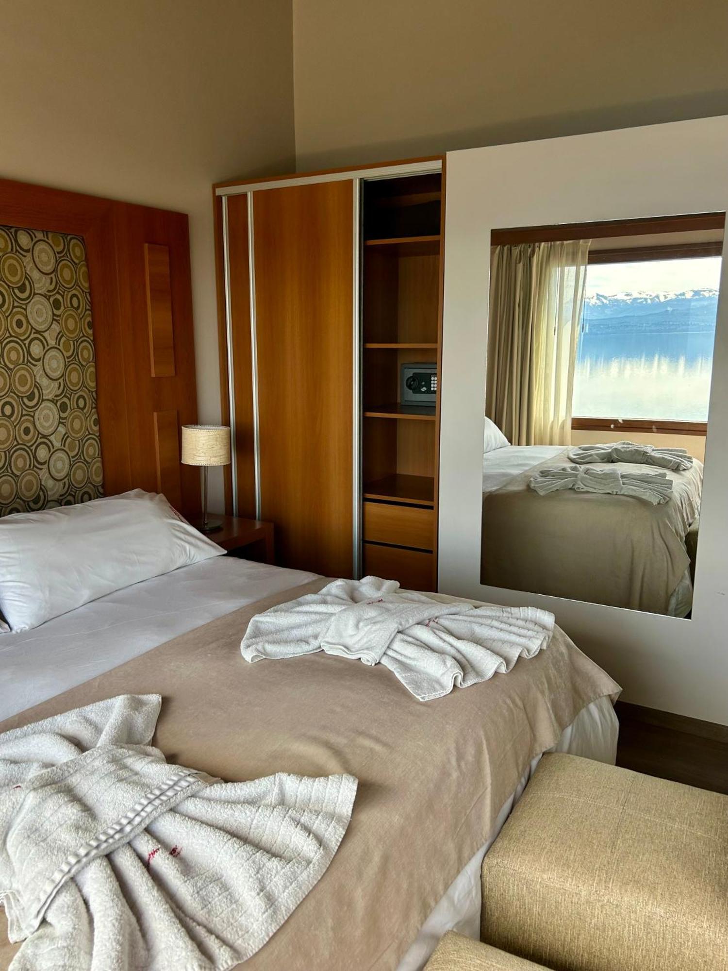 Bahia Paraiso Apart & Suites San Carlos de Bariloche Exterior foto