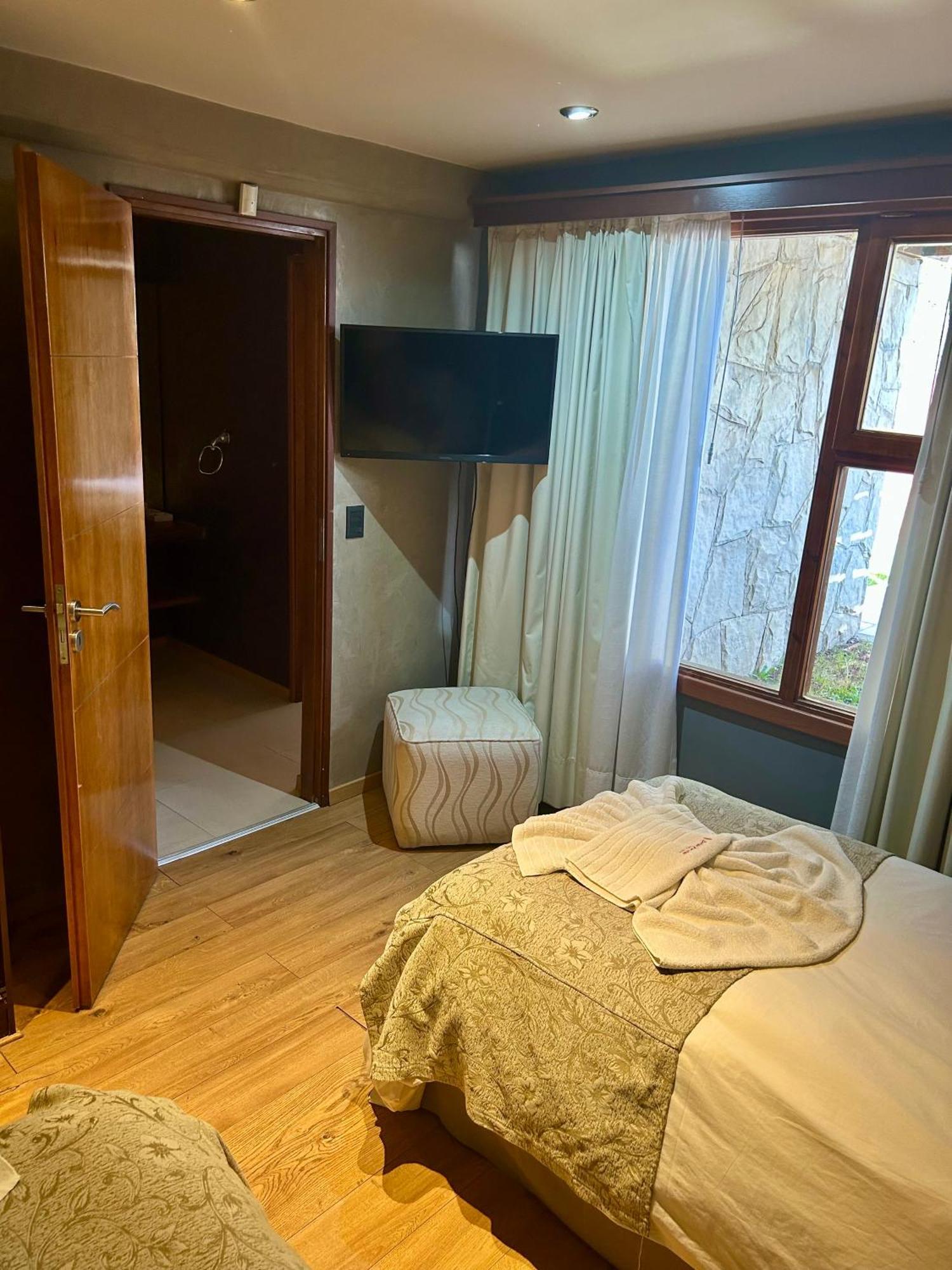Bahia Paraiso Apart & Suites San Carlos de Bariloche Exterior foto